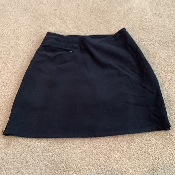 Patagonia pataloha skirt with shorts attached - Picture 2 of 10